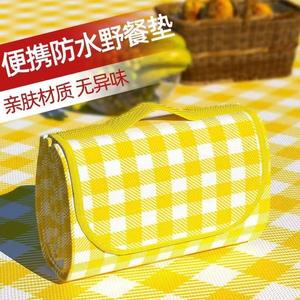 Alfombra de Picnic para Exteriores, Diseño a Cuadros Amarillos, Tela No Tejida, Impermeable, Resistente a la Humedad, Portátil, para 1-8 Personas - Product Image 2