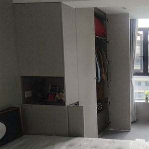 Высококачественный современный шкаф из массива дерева, Индивидуальный шкаф со встроенной тумбочкой и шкафом для хранения - Product Image 1