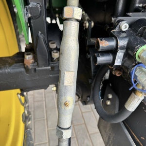 Tractor <span class=keywords><strong>John</strong></span> <span class=keywords><strong>Deere</strong></span> 3B554 de Segunda Mano, en Excelentes Condiciones, 4x4, Modelo 2018, Solo 200 Horas de Trabajo, Ideal para Jardines y Granjas - Product Image 3