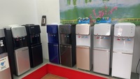 Offre Spéciale – Distributeur d'Eau Chaude Électronique sur Pied à Prix Compétitif OEM – Mini Refroidisseur d'Eau Électrique en Plastique avec Pièces de Rechange Gratuites