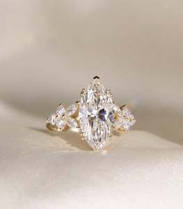 Custom 14K 18K Gold Marquise Cut IGI certificata Cvd HPHT Vvs Lab cresciuto anello di fidanzamento con diamante per gioielli da donna - Product Image 2