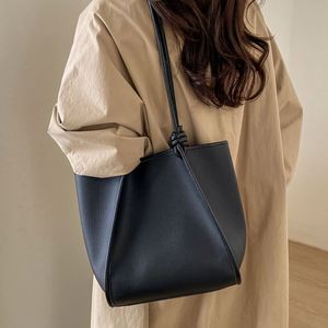 Soft PU Leather <b>Bucket</b> Tote <b>Bag</b> <b>Women</b> Large Capacity Casual Shoulder Handbag Custom Factory Wholesale - Product Image 5
