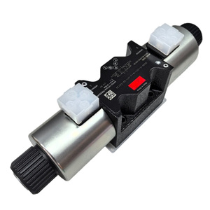 Válvulas Solenoides Hidráulicas Serie DG4V: DG4V-5-2CJ-M-U-H7-29-EN124, DG4V-3-6A-M-P2-T-7-54, DG4V-3-6A-M-P7-T-7-54 - Product Image 1