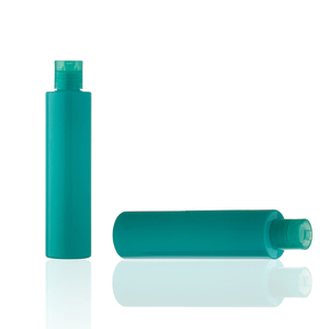 Botella PET PCR Verde Delgada de 200 ml con Pulverizador para Desinfectante de Manos y Cuidado de la Piel - Product Image 3