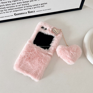 <span class=keywords><strong>Coque</strong></span> de téléphone en peluche mignonne avec breloque en forme de cœur pour Samsung Z Flip3 4 5, <span class=keywords><strong>coque</strong></span> de protection moelleuse anti-rayures - Product Image 3
