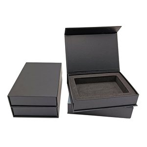 Caja Magnética de Cartón Rígido Reciclable con Logotipo Personalizado para Tarjetas Coleccionables PSA, Pokémon, con Inserto de Espuma - Product Image 2