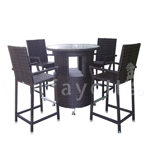 Mobilier d'extérieur Beach Party Decoration Meubles sur mesure Table haute avec <span class=keywords><strong>4</strong></span> tabourets de <span class=keywords><strong>bar</strong></span> <span class=keywords><strong>Chaises</strong></span> à dossier haut - Product Image 2