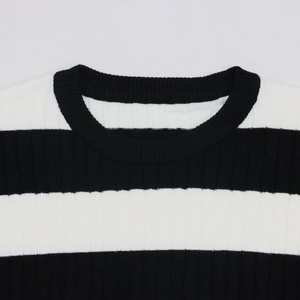 Fornitore di Maglieria, Maglione da <span class=keywords><strong>Donna</strong></span> Personalizzato Autunnale con Design a Righe Nere, Collo Tondo, 12gg, Produzione su Misura - Product Image 3