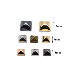 Rivetti a Piramide Quadrata con Doppia Testa in Metallo Argento, Ottone e Rame Personalizzati all'Ingrosso <span class=keywords><strong>per</strong></span> Scarpe, Pelle, <span class=keywords><strong>Borse</strong></span> e Abbigliamento - Product Image 2