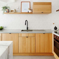 Meubles de cuisine haut de gamme en placage, design contemporain en bois grainé, meubles sur mesure pour la maison