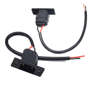 Su misura in PVC nero guaina filo acqua/presa di corrente a iniezione grande spina di ricarica elettrica tre cablaggio elettrico - Product Image 1