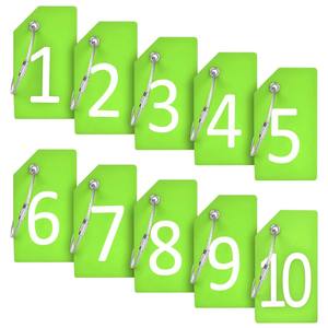 Étiquettes à bagages en PVC et silicone personnalisables avec fonction de porte-nom, design simple et numéros de joueurs des Championnats du Monde - Product Image 1