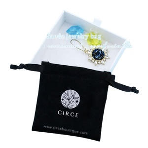 Pochette de luxe pour bijoux, sac cadeau en velours avec cordon de serrage, petit sac de rangement pour cosmétiques, vente en gros, personnalisable - Product Image 4