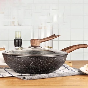 Padella Wok Antiaderente con Coperchio in Vetro per Fornelli Elettrici, a Induzione e a Gas - Product Image 1