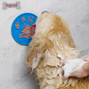Alfombrilla de silicona para lamer para mascotas, accesorios para perros, comederos y bebederos para mascotas, comederos lentos, bandeja de comida para mascotas, alfombrilla para lamer, ¡la más vendida! - Product Image 4