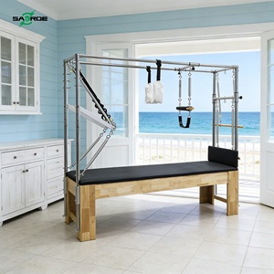 Table de Pilates Cadillac SAERDE en bois durable, stable, réglable, sécurisée, pour la rééducation et les exercices - Product Image 1