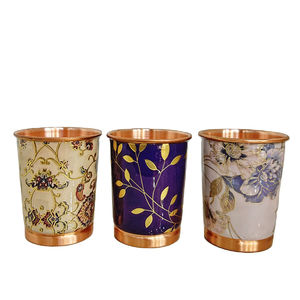 Verre à eau artisanal en cuivre pur de 300 ml, avec impression émaillée Meenakari, design artistique, pour la boisson ayurvédique et le bien-être à domicile - Product Image 2