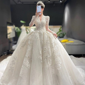 Modern <strong>Plus</strong> <strong>Size</strong> <strong>Long</strong> <strong>Sleeve</strong> Lace Beading Floor-Length Ball Gown Elegant <strong>Wedding</strong> <strong>Dresses</strong> Full Bridal Gown - Product Image 1