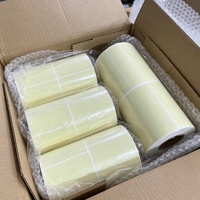 Rouleau d'étiquettes autocollantes vierges jaune clair, couleur personnalisée, autocollant à transfert thermique pour le marquage des stocks industriels en entrepôt
