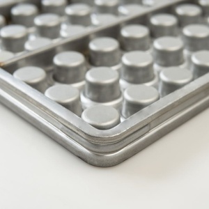 Teglia Industriale Antiaderente per Cupcake e <span class=keywords><strong>Muffin</strong></span> con 96 Stampi in Metallo - Product Image 2