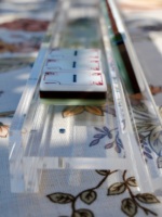 HIMORE - Juego de Mahjong Americano de Lujo Pintado a Mano y Personalizado, con Patrón Grabado, Mini Juego de Mahjong Acrílico de Viaje