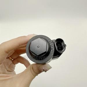 Vanne solénoïde Senwitt AT177703 pour machines de construction John Deere 310E 310G 210LE, composant hydraulique - Product Image 1