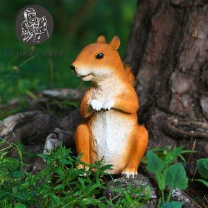 Estátua de esquilo de lago de 8.7 polegadas, escultura de resina para decoração de animais, estatueta realista de esquilo de lago falso, presente para jardim - Product Image 4