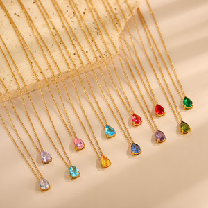 Collana con Ciondolo in Acciaio Inossidabile Placcato Oro 18k PVD Antiossidante, Personalizzabile con Cristallo a Goccia in 12 Colori, per Donne - Product Image 1