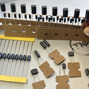 Through Hole Axial NiZn <strong>Ferrite</strong> Beads Inductor <strong>EMI</strong> <strong>RFI</strong> <strong>Suppression</strong> Wide Band Choke Coils for <strong>Electronic</strong> Circuits - Product Image 2