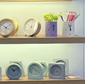 Horloge murale 2023 style simple avec pot de fleurs intégré, idéale pour la maison et le bureau - Product Image 5