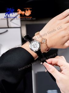 Nouvelle montre de luxe pour femmes, élégante, à quartz, étanche, avec des pierres incrustées. - Product Image 4