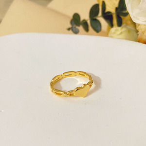 Anillos Delgados Modernos en Varios Estilos para Mujer |   Acero Inoxidable Chapado en Oro PVD de 18K |   Diseño Minimalista, Impermeable e Hipoalergénico - Product Image 3