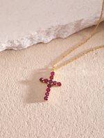 Collier pendentif croix chrétienne rubis en argent sterling 925 Bijoux de Noël Jésus-Christ