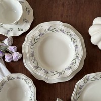 Service de table en céramique à motif végétal en dentelle française - Assiette, tasse à café, soucoupe, bol de style rétro de luxe léger, compatible micro-ondes, pour mariage