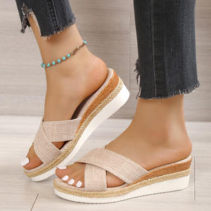 Sandales mules <span class=keywords><strong>compensées</strong></span> croisées pour femme, style espadrille, plateforme, bout ouvert, confortables et décontractées, collection été 2026, vente en gros - Product Image 1