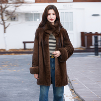 Modische Damen-Sablepelzjacke in Mittellänge mit überschnittenen Ärmeln, Wintermantel für Damen mit Nerzfellkragen in voller Länge