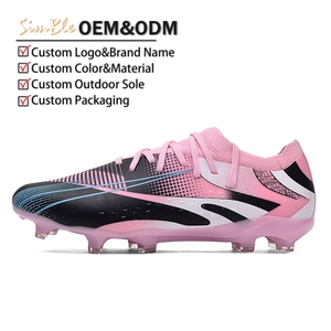Fabricante de Botas de Fútbol con Logotipo Personalizado OEM, Botines de Fútbol para Entrenamiento al Aire Libre, Antideslizantes y con Amortiguación - Product Image 1