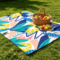 Tropische fruit-palmbladprint microvezel snel drogende zandvrije oversized strand- en badhanddoek voor zomer, zwembad, reizen en buitenactiviteiten