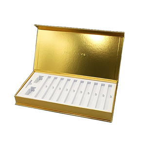 Caja de Regalo de Maquillaje con Cierre Magnético Dorado Reciclable con Logotipo Personalizado, Caja de Papel Rígida con Relieve y Laminado Mate para Empaque de Crema Facial - Product Image 1