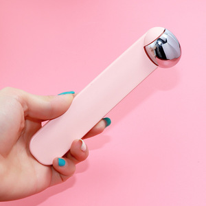 Aplicador de crema de Ojos de metal para masajeador de bolas de rodillo de suero para ojos para reducir el despuffer y masajear - Product Image 2