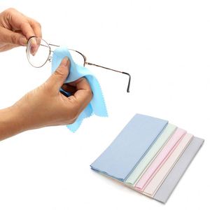 Chiffonnette de nettoyage personnalisée en microfibre pour lunettes de soleil et verres de lunettes Siy735 avec logo personnalisable - Product Image 1