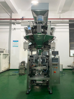 Machine verticale automatique VFFS de remplissage et d'emballage de pommes de terre chips de banane snacks corn flakes pesage rempli d'azote