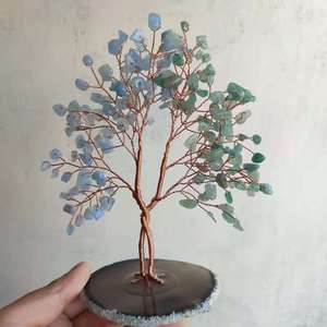 Ornement d'arbre à monnaie en cristal avec copeaux bleus et verts sur base en agate, décoration pour la maison - Product Image 5