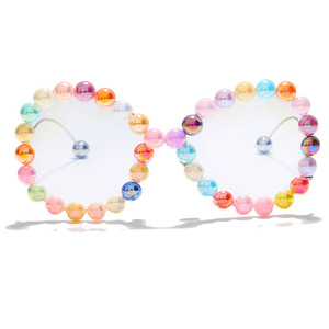 แว่นกันแดดทรงแคทอายโอเวอร์ไซส์ขาแว่นลายคลื่นแฟชั่นวินเทจปี 2020 ขายส่ง พร้อมกรอบแว่นมุกสีรุ้งสำหรับผู้หญิง - Product Image 3