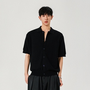 T-shirt tricoté à manches courtes pour hommes, col en V, coupe ajustée, en soie glacée, couleur unie, vêtements d'été pour adolescents - Product Image 4
