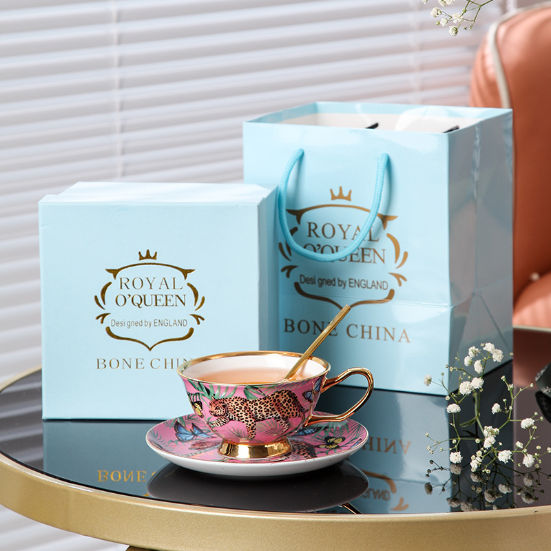 Pink/1cup+1spoon+1plate