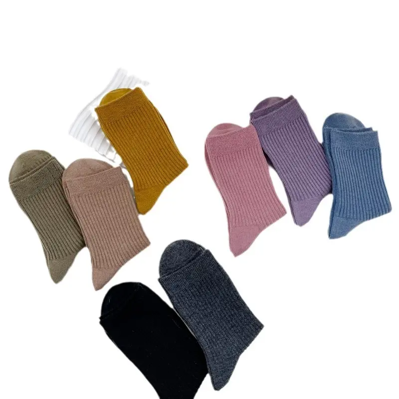 جوارب للبيع بالجملة جوارب كشمير عالية الجودة دافئة حرارية للنساء جوارب صوف سميكة طويلة للشتاء