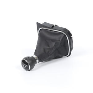 Housse de levier de vitesse en cuir pour Volkswagen Golf 6, transmission manuelle 5/6 vitesses, style classique - Product Image 2