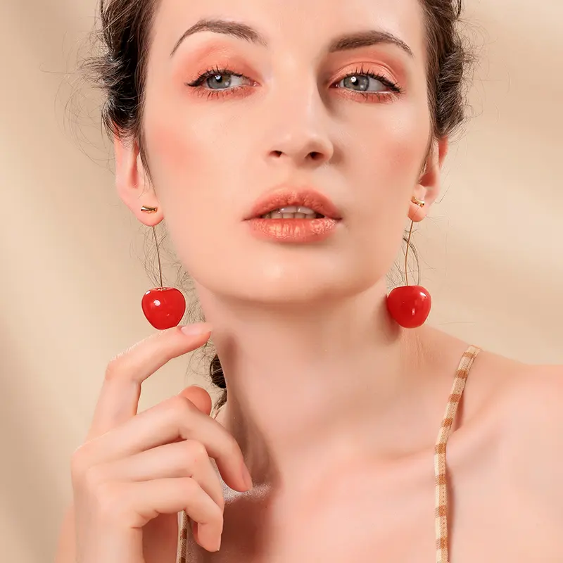 Orecchini di dichiarazione alla moda di vendita caldi regalo creativo dei gioielli della resina acrilica orecchini di goccia svegli della ciliegia della frutta dolce per le donne