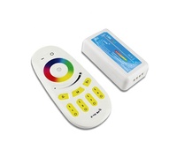 Télécommande sans fil 2.4Gz 4 groupes 6A RGB Touch LED Controller pour rgb Color Strip Lights